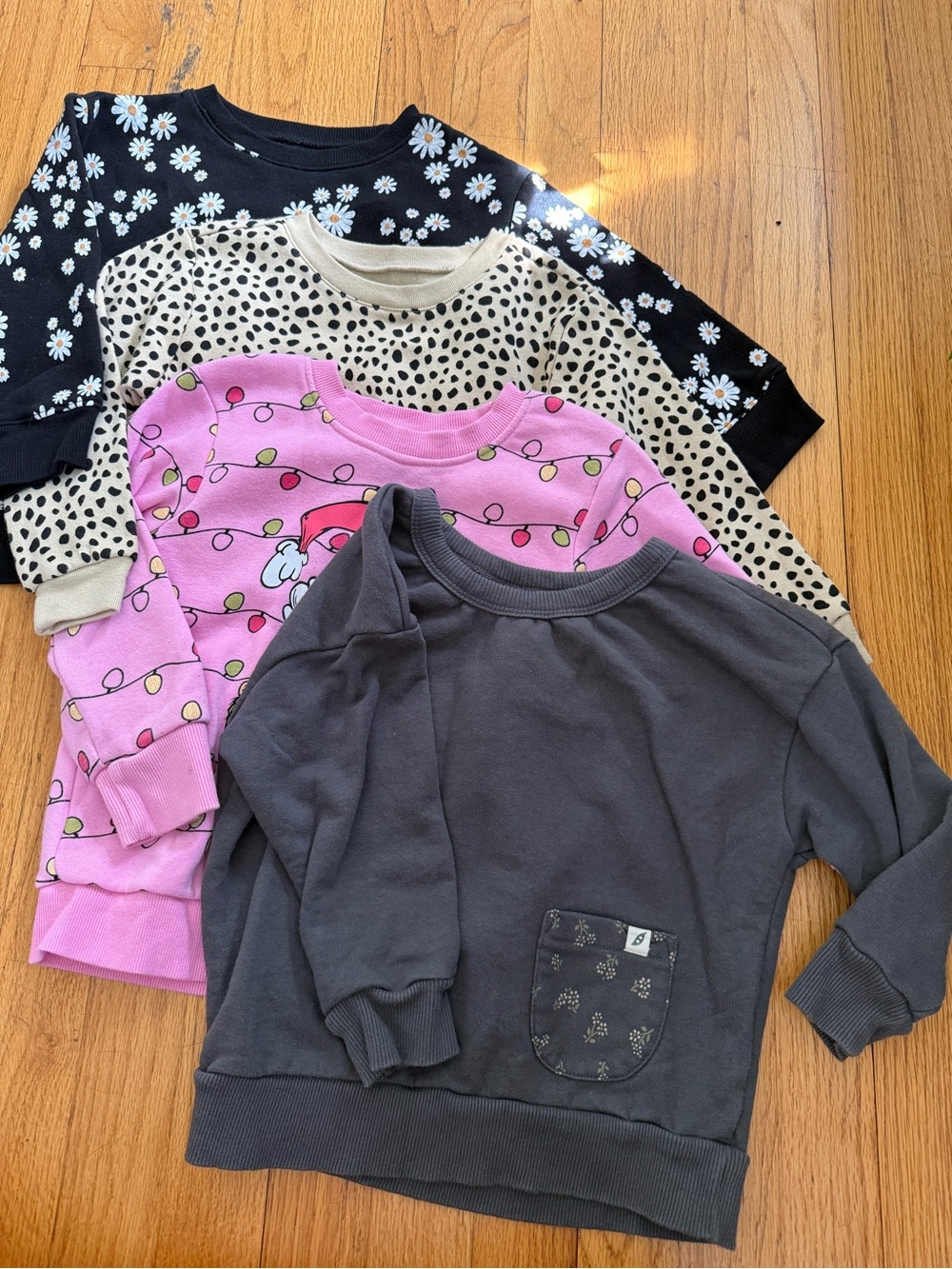 FOUR Kids Crewneck Sweatshirt - size 3t